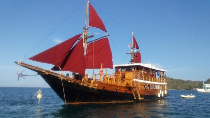Komodo Island Shore Tours From Cruise Ship 4 WhatsApp Image 2023 04 03 at 10.40.161 1